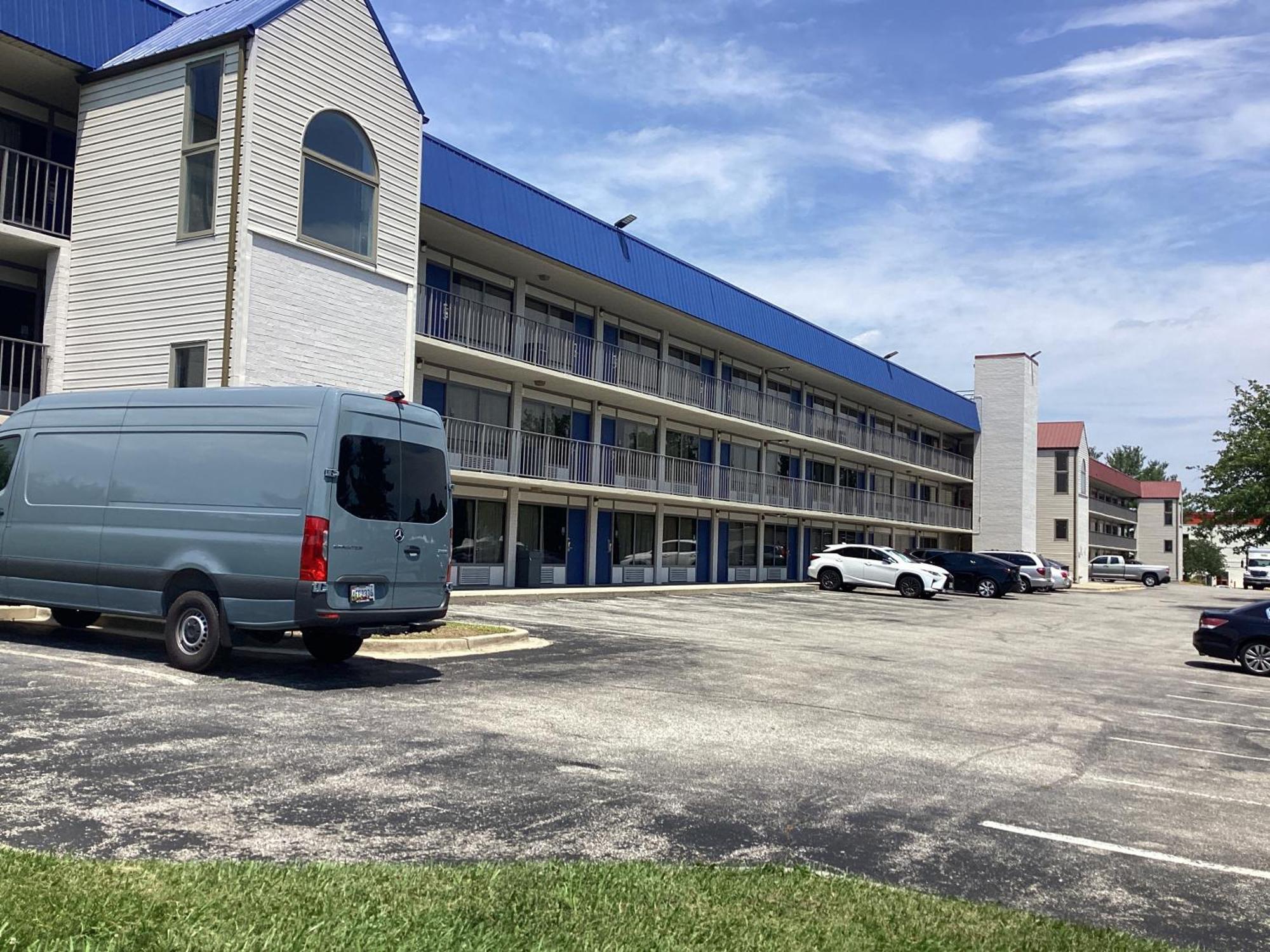 Days-Inn By Wyndham Baltimore Northwest Windsor Mill Exterior photo